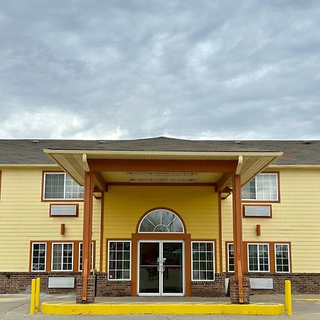 Super 8 By Wyndham Platte City Kansas City Area מראה חיצוני תמונה