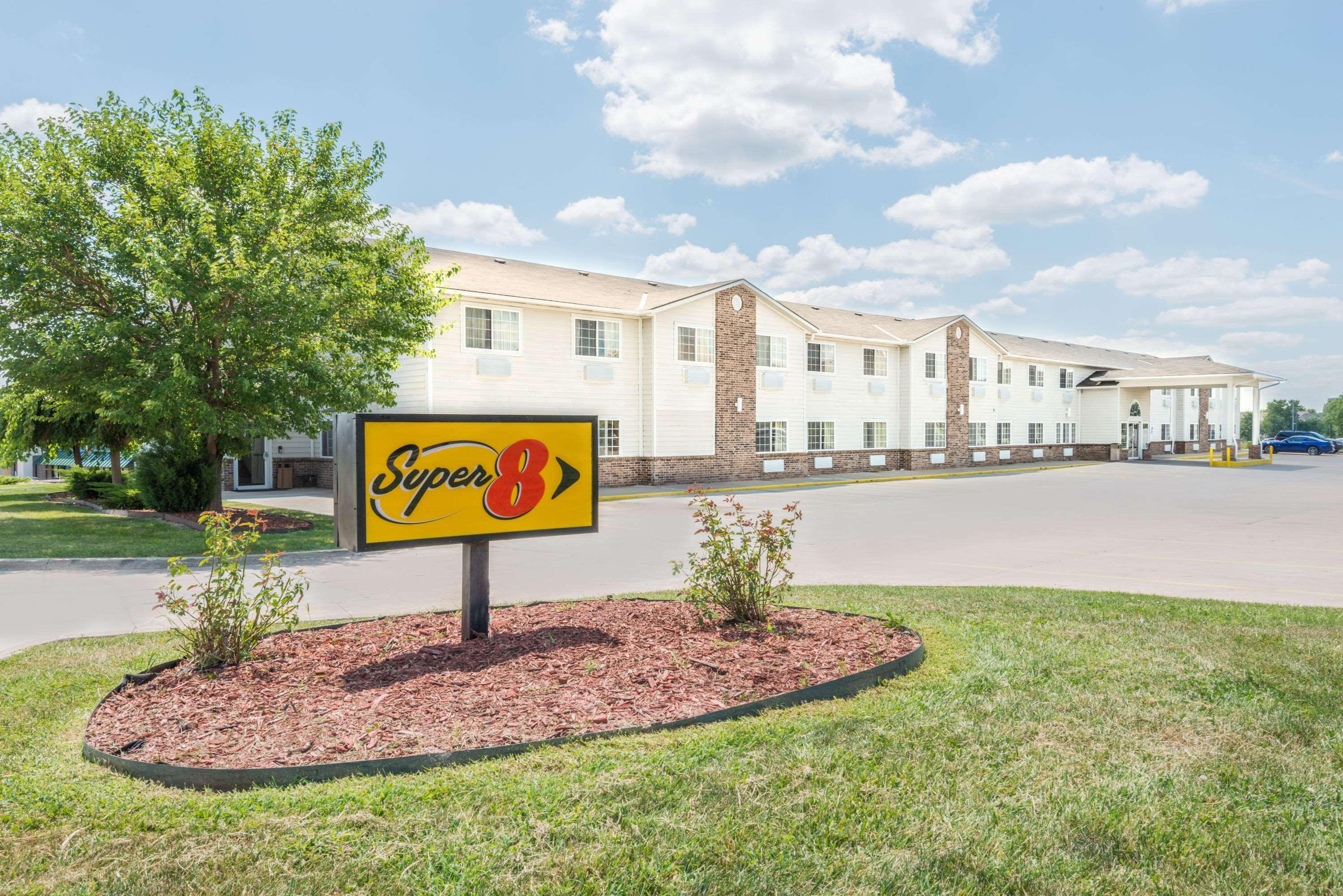 Super 8 By Wyndham Platte City Kansas City Area מראה חיצוני תמונה