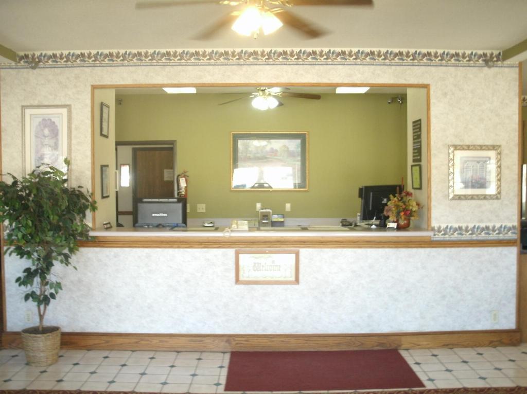Super 8 By Wyndham Platte City Kansas City Area מראה חיצוני תמונה
