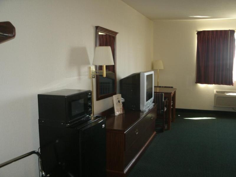 Super 8 By Wyndham Platte City Kansas City Area מראה חיצוני תמונה